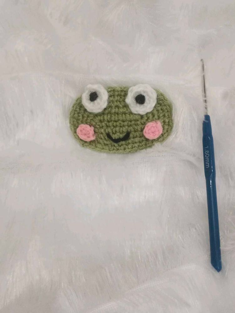 Crochet 🐸 🐸 🐸 tic tac clip