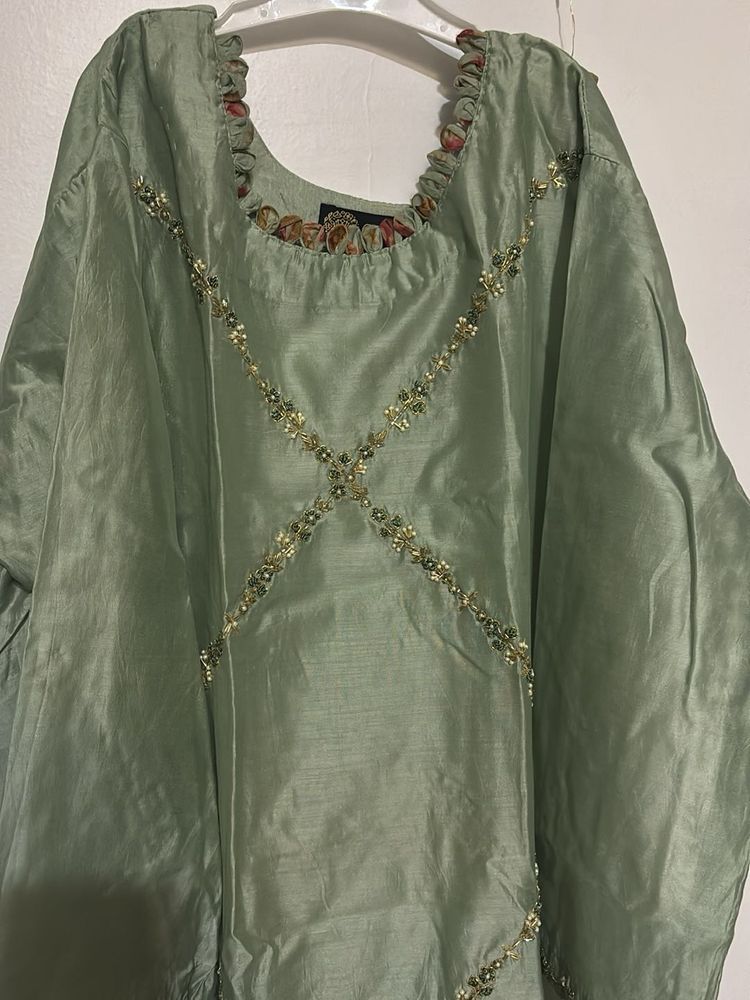 Elegant Sage Green Embroidered Kurta with floral d