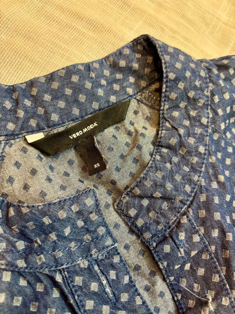 Vero Moda Blue Patterned Top