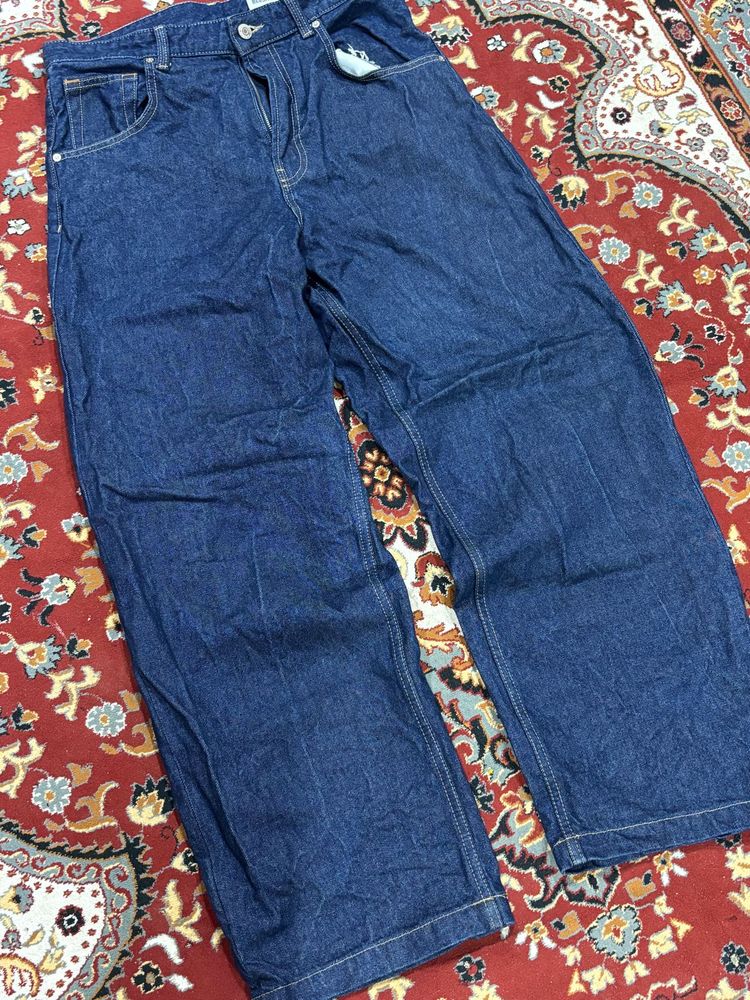 Unisex Bershka Raw Demin Jeans + free belt*