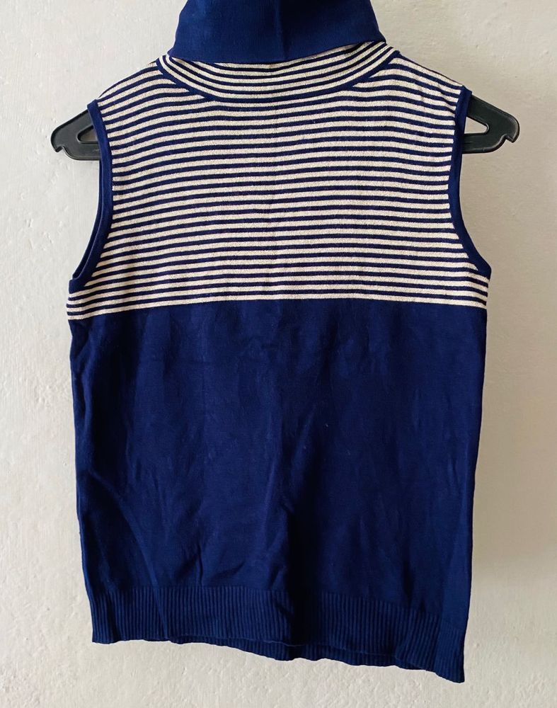 Sleeveless Navy Blue Turtleneck Top