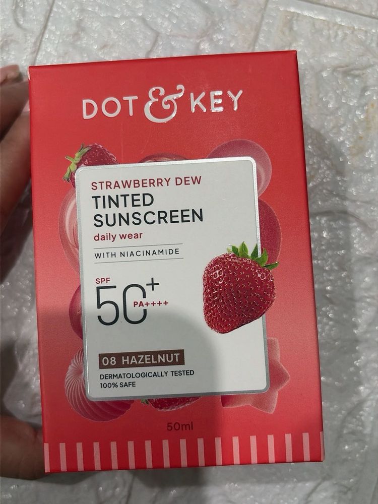 Dot &amp; Key Strawberry Dew Tinted Sunscreen SPF 50+