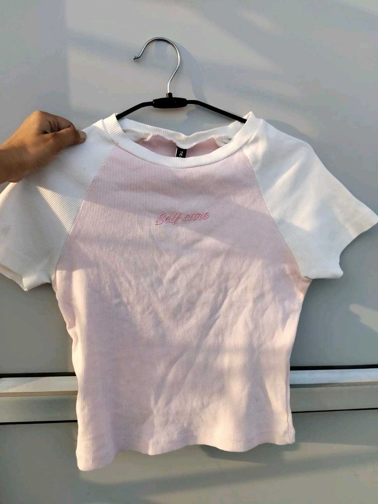 Cute Pink &amp; White Cropped T-Shirt