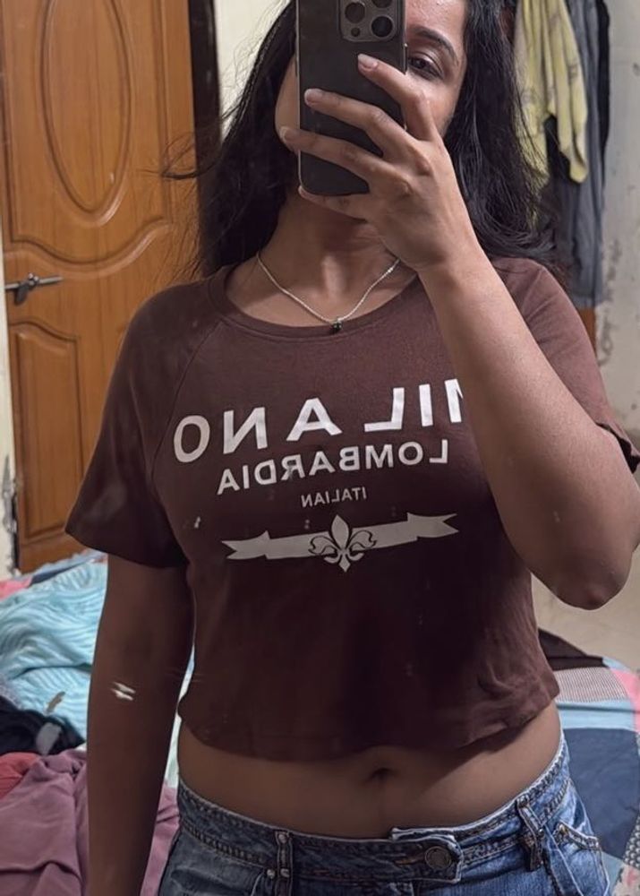 Cropped Graphic T-Shirt