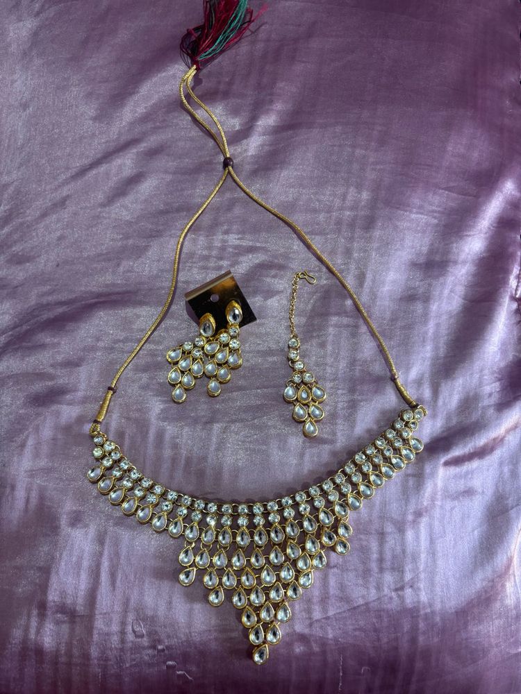Stunning Kundan &amp; Pearl Necklace Set