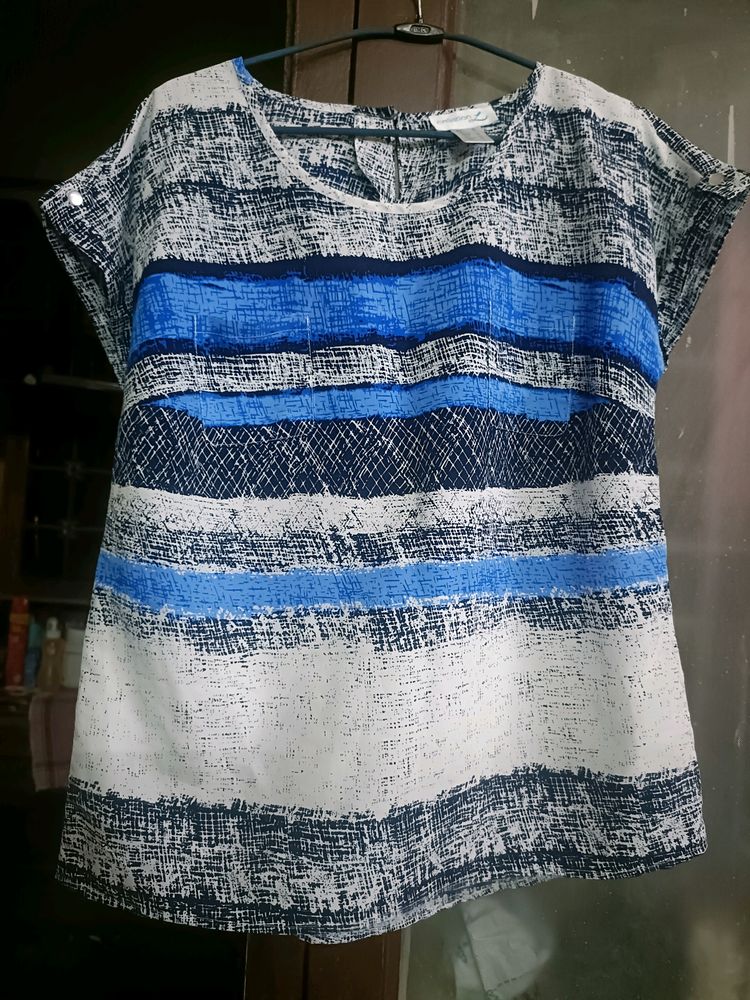 Women Multicolour Imported Top In L Size