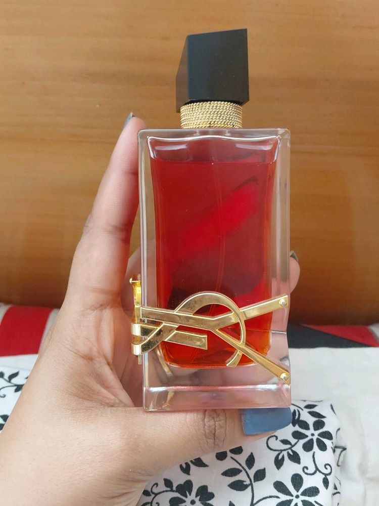 8 ml Decant of YSL Libre Le Parfum.