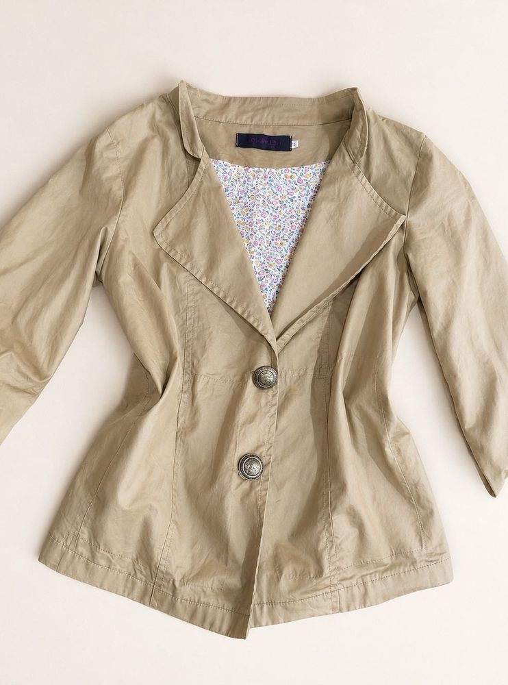 Women's Tan Cropped Blazer