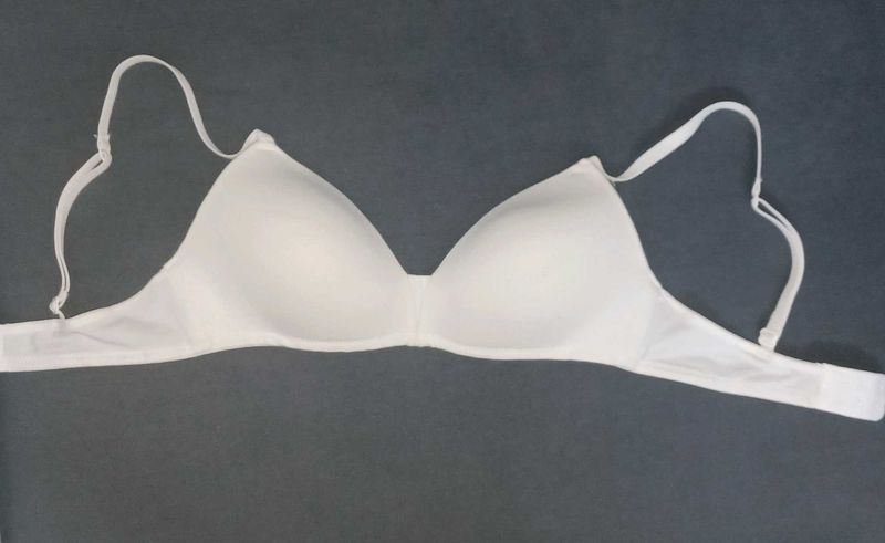 cute white bra ☁️