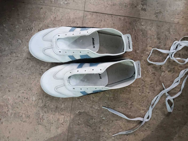 White Casual Sneakers with Blue Stripes