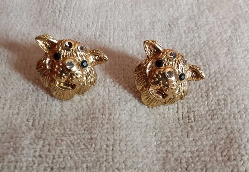 Designer Latest Trending Ear Studs
