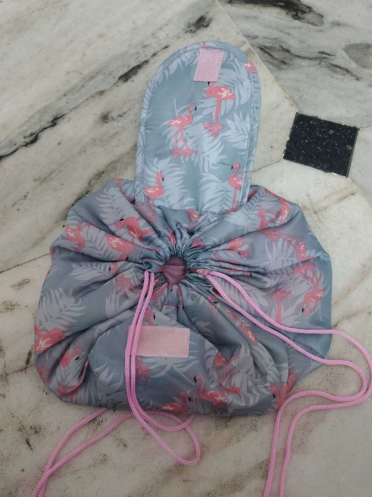 Flamingo Print Drawstring Makeup Bag