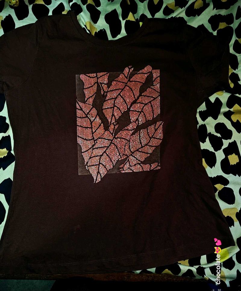 Brown tshirt for women🤎