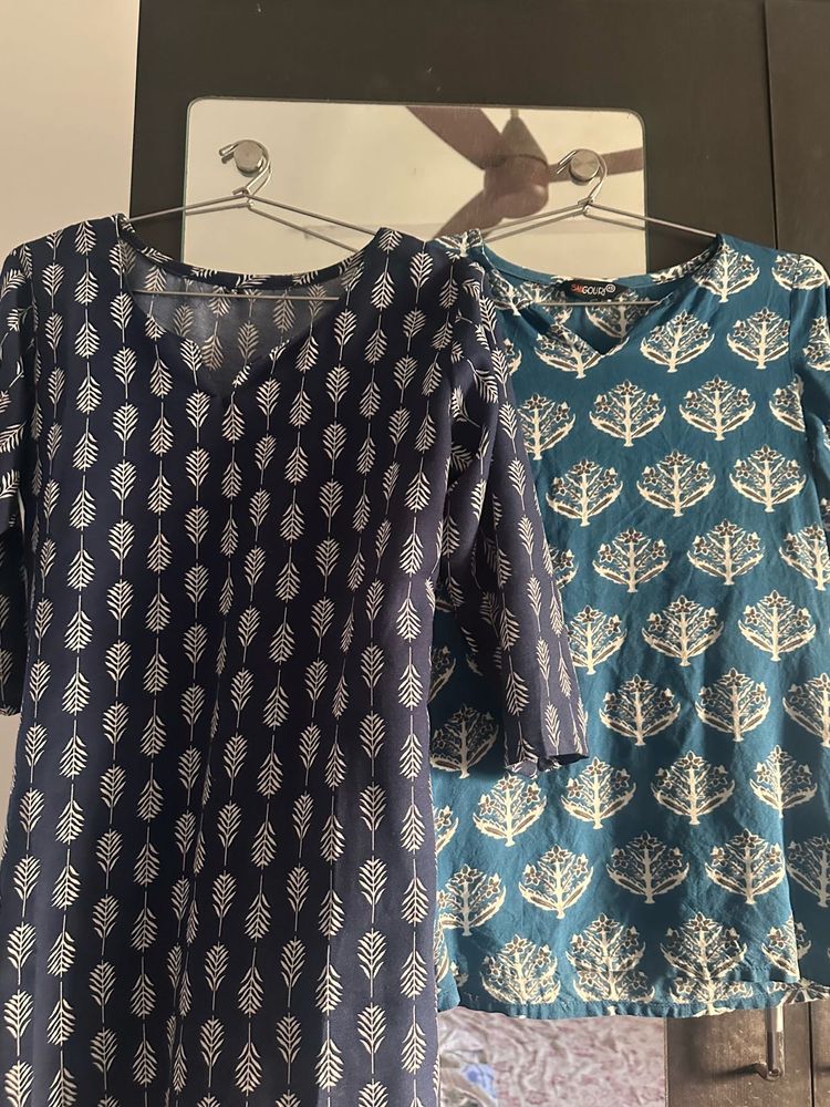Set of 2 Printed Cotton Kurtas
