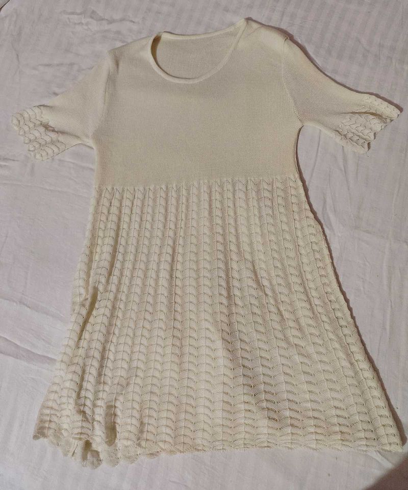 White top/dress