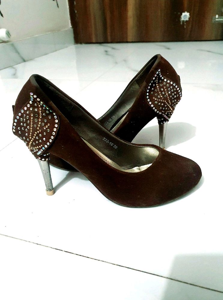 Pencil Heel Belly