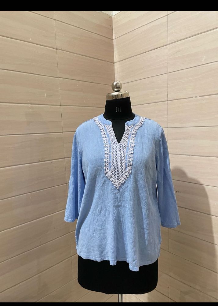 Light Blue Embroidered V-Neck Kurta