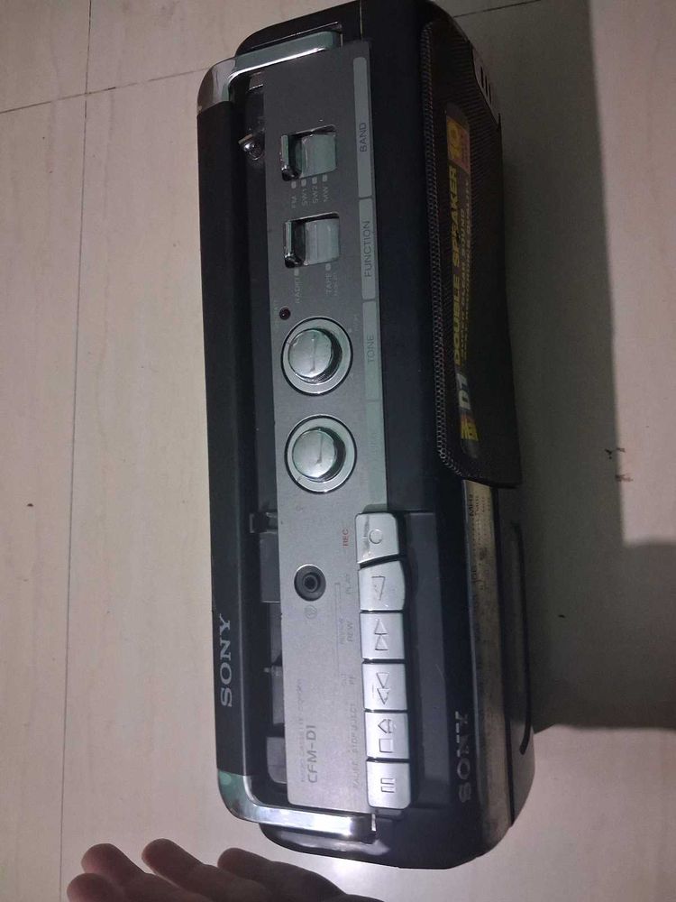 sony vintage radio