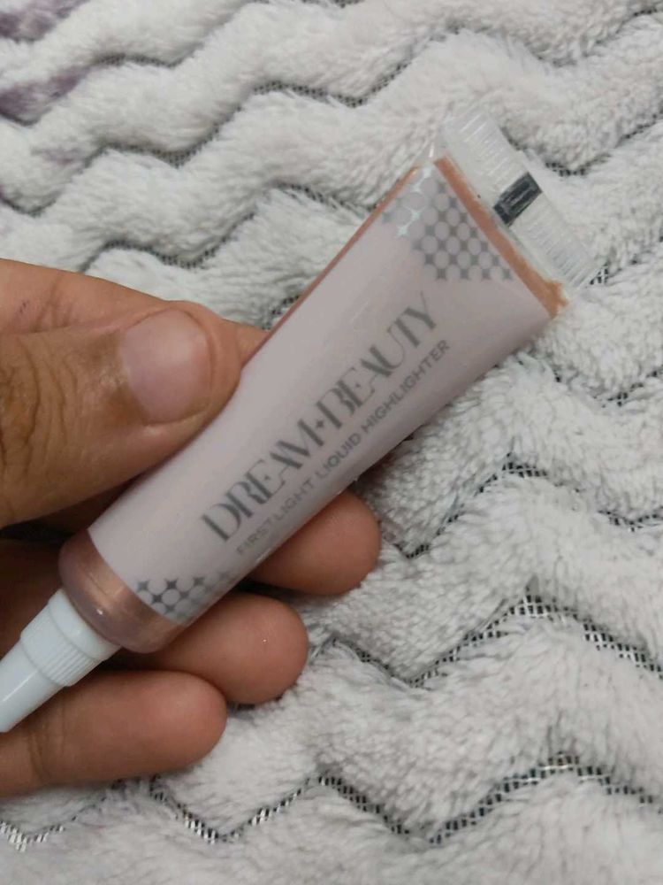 DREAM+BEAUTY Liquid Highlighter