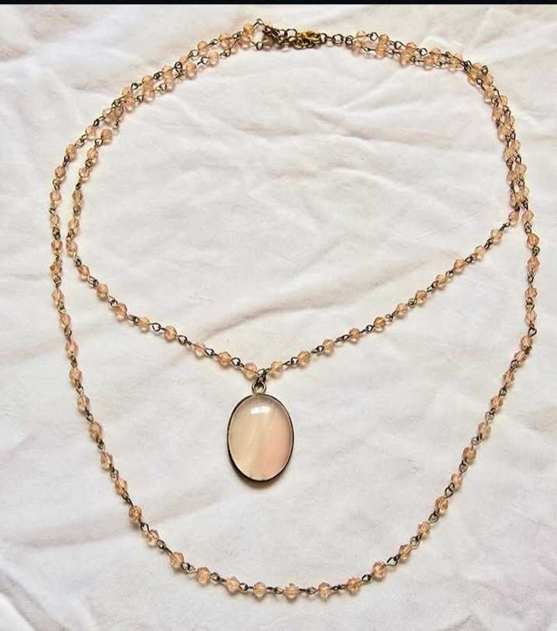 Elegant Layered Necklace with Pink Pendant