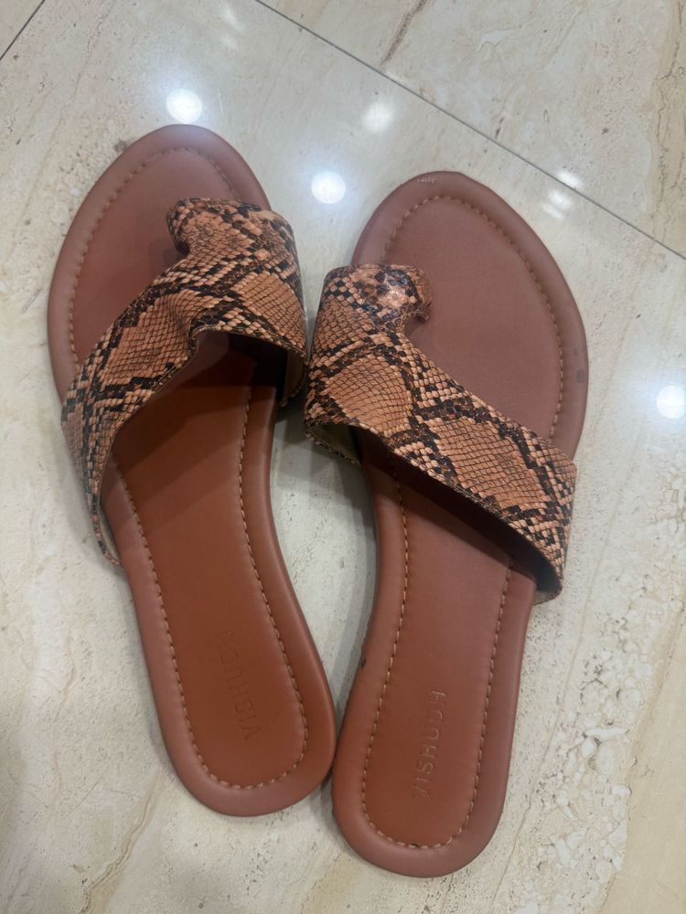 Vishudh Flats