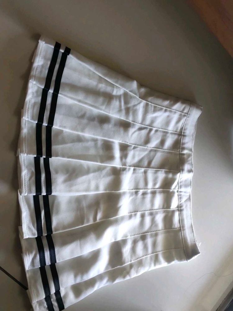 Pleated White Mini Skirt