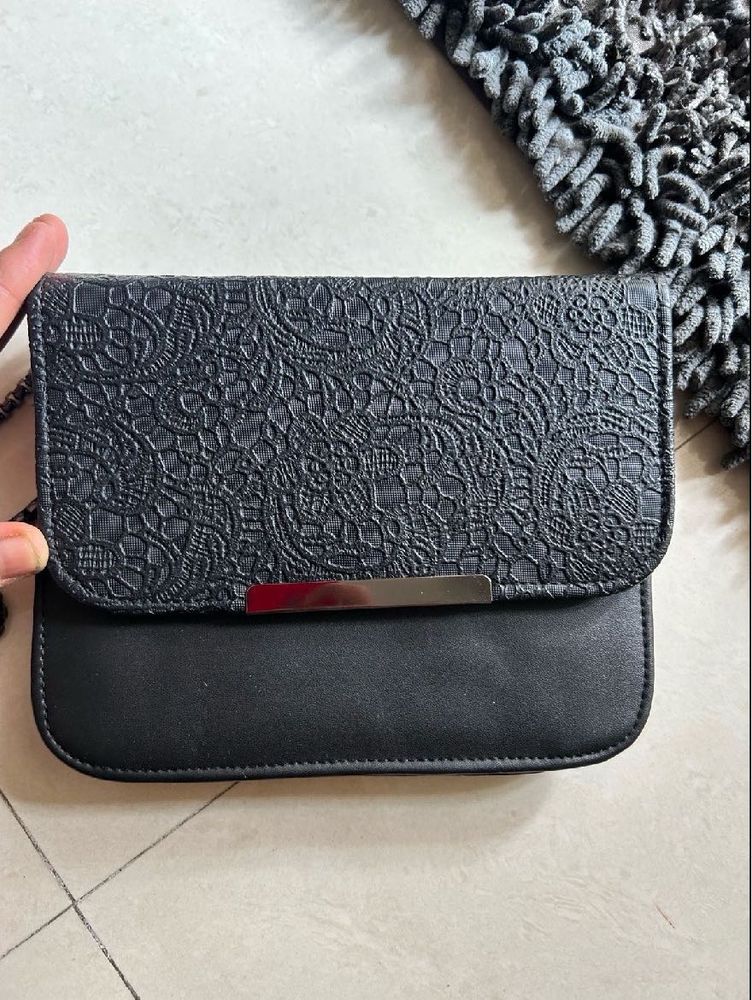 Black Lace Detail Crossbody Bag