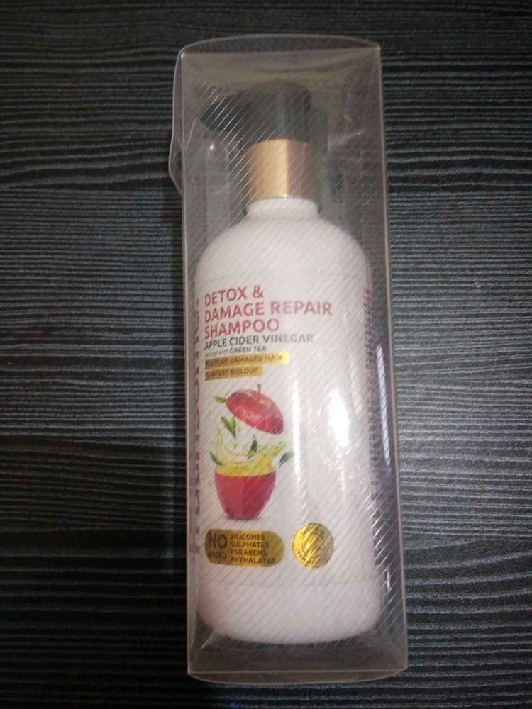 Detox &amp; Damage Repair Shampoo