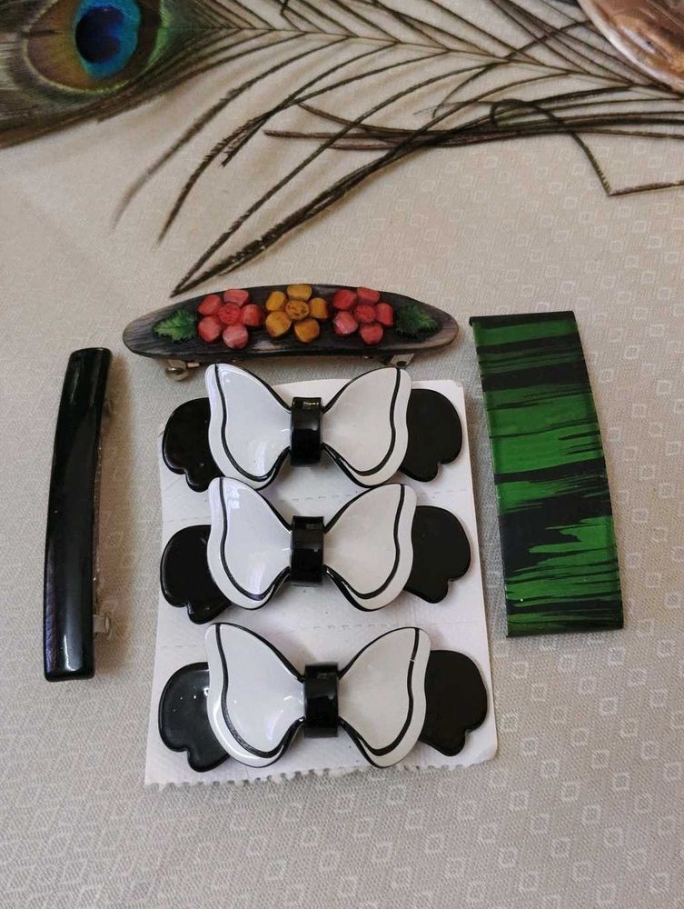 Set of 6 Hair Clips😇