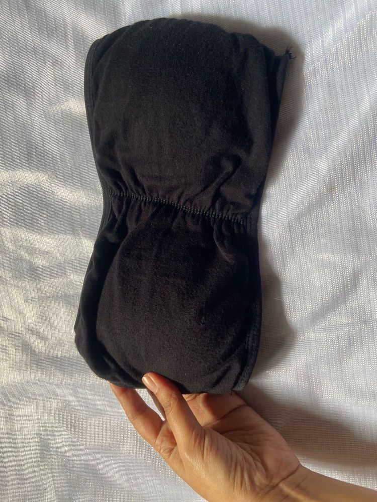 strapless black bra