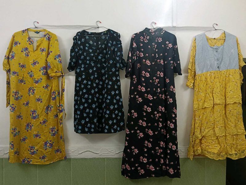 Flowy Floral Dresses - Set of 4