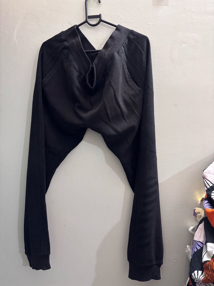 Black Cropped Hoodie