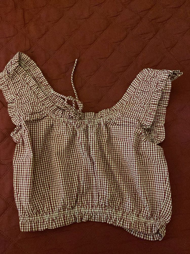 Chic Gingham Off-Shoulder Top
