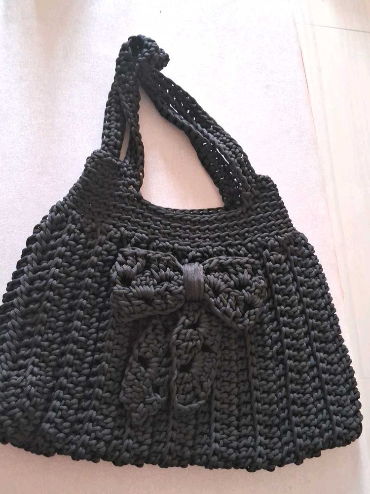 Chic Crochet Tote Bag with Bow Detail