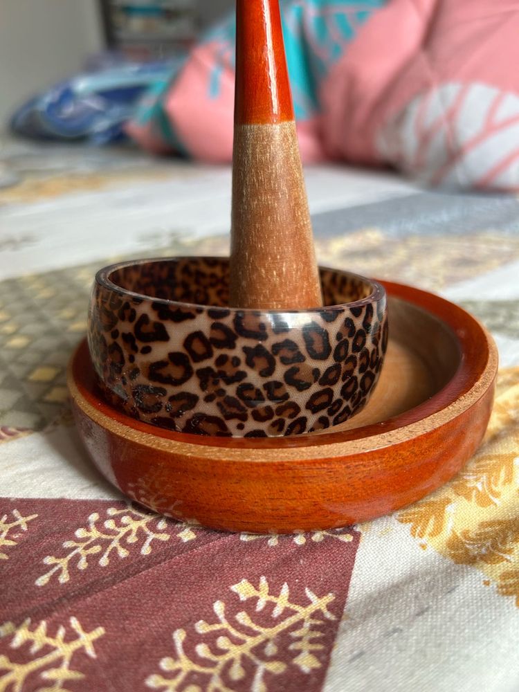 Import Quality - Unused - Leopard Print Bangle
