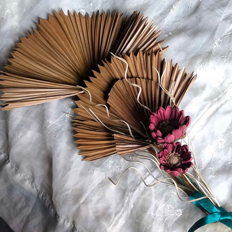 Natural boho bouquet decor