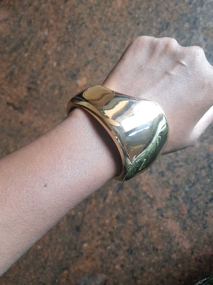 Chunky Gold Bangle Bracelet