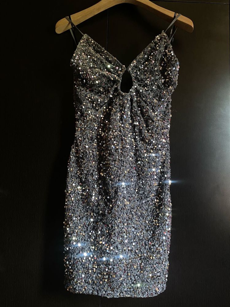 ✨ Forever 21 Grey-Blue Velvet Sequin Dress