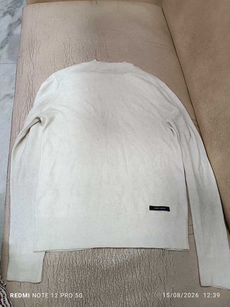 white high neck Sweater