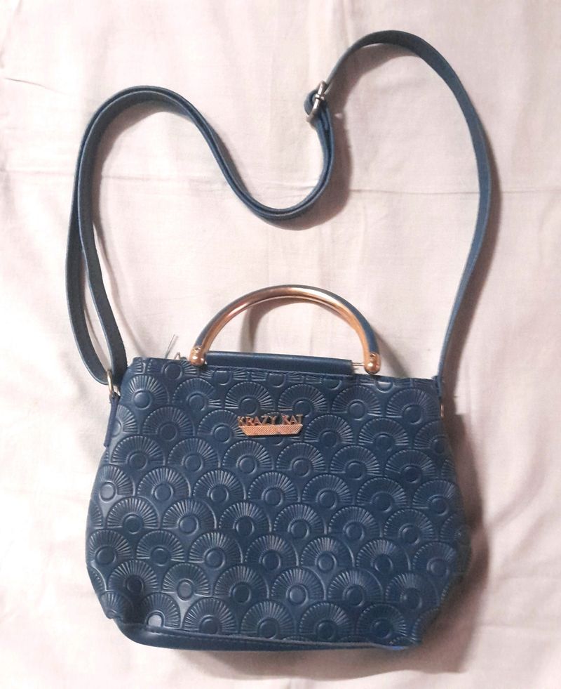 💙👜 New Women's Slingbag Olive Green Bluish Color