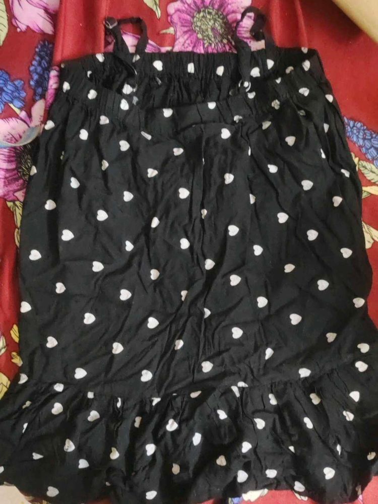 Cute Black Heart Print Top