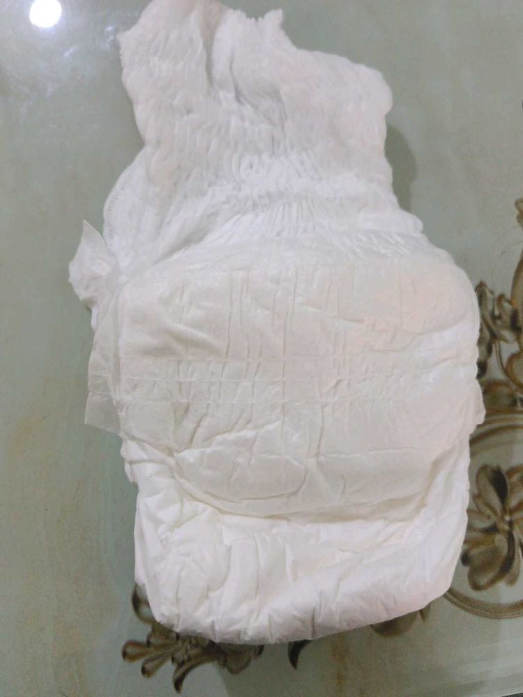 10 Pcs Adult Diapers