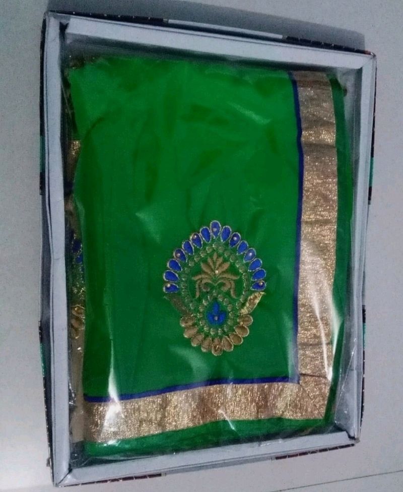 New Saree With Blouse