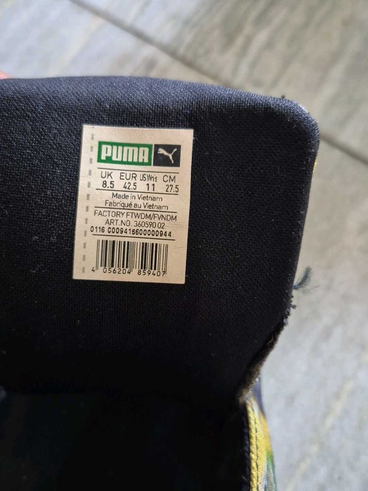 Puma Sneakers