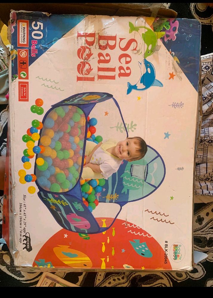 Ball pool with Basket net