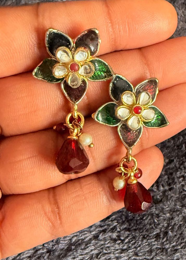 Exquisite Floral kundan Earrings