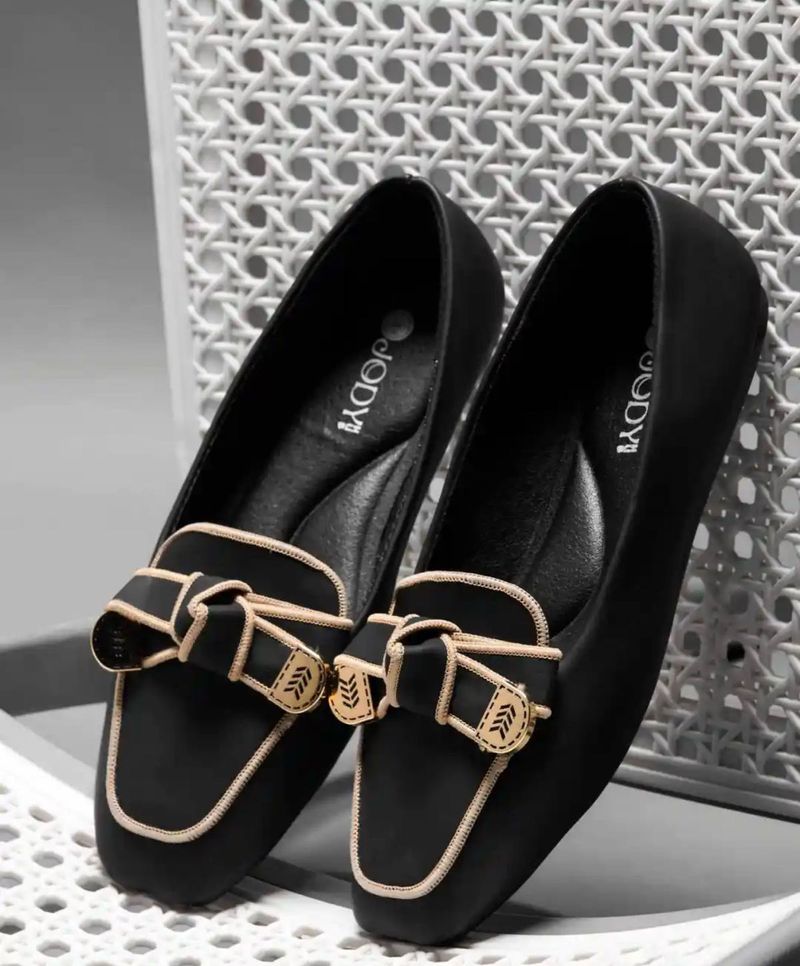 Elegant Black Loafers with Gold Bow Detail