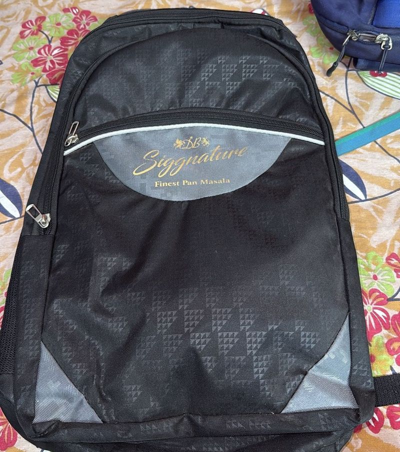 Signature Laptop Backpack - Black