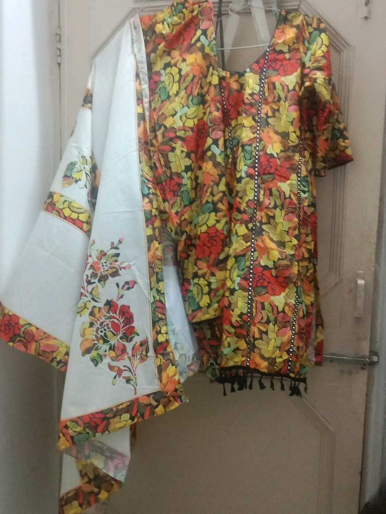 Colorful Floral Kurta Set with Tassel Detail