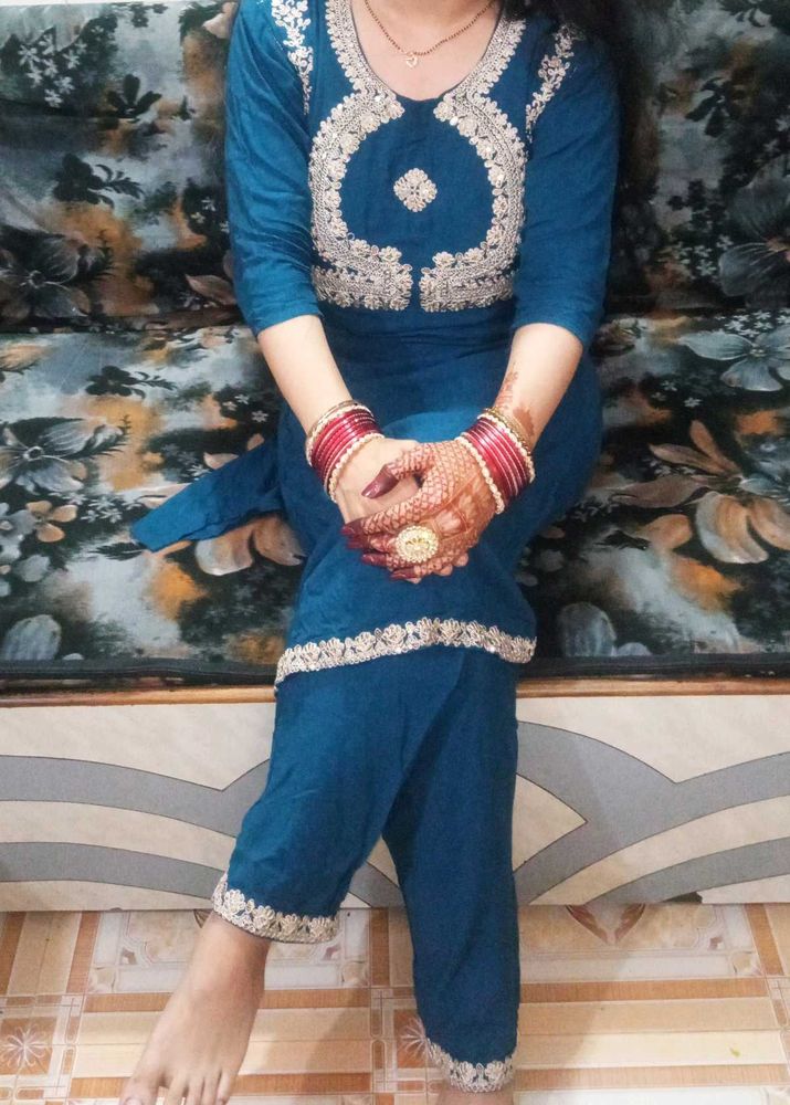 Elegant Teal Kurta and Plazo with Gold Embroidery